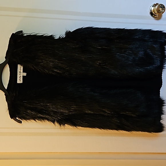 Sebby Collection Jackets & Blazers - Faux Fur Vests XL